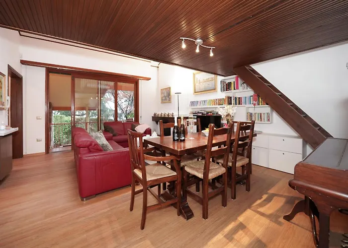 Azalea By Interhome * Porto Valtravaglia