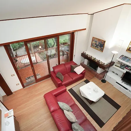 Azalea By Interhome *