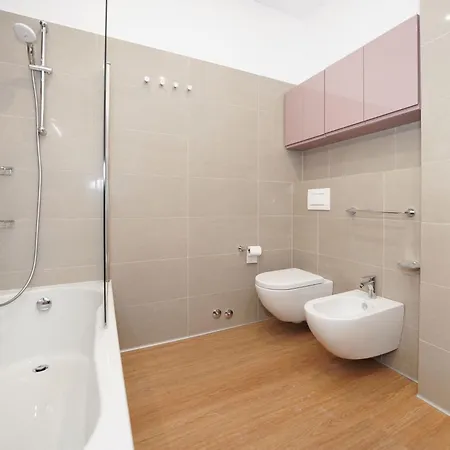 Dom wakacyjny Azalea By Interhome Porto Valtravaglia
