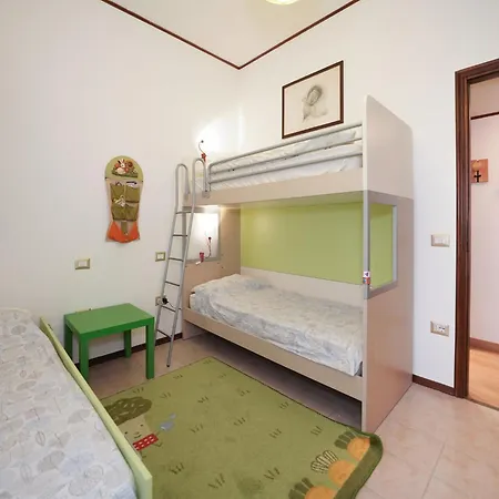 Ferienhaus Azalea By Interhome