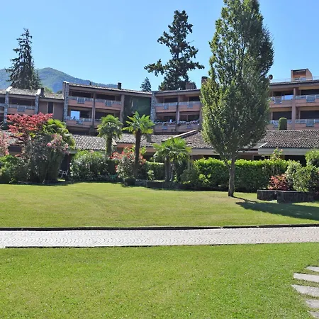 Azalea By Interhome Porto Valtravaglia