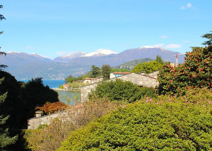 Holiday home Azalea By Interhome