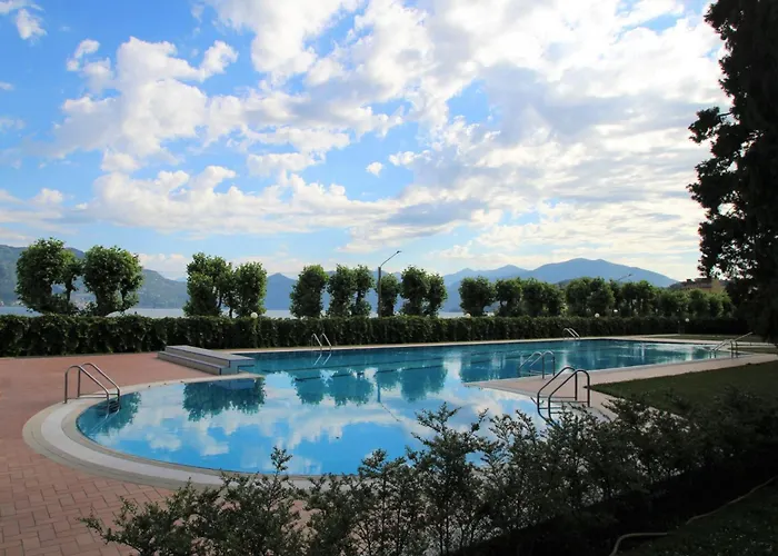 Azalea By Interhome * Porto Valtravaglia