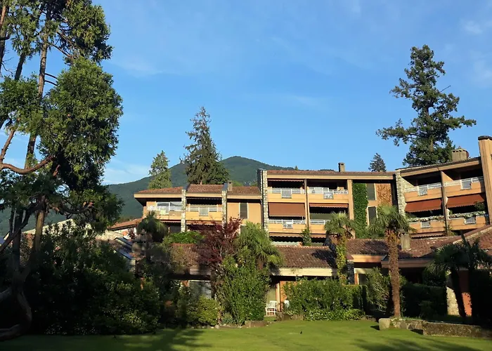 Azalea By Interhome *