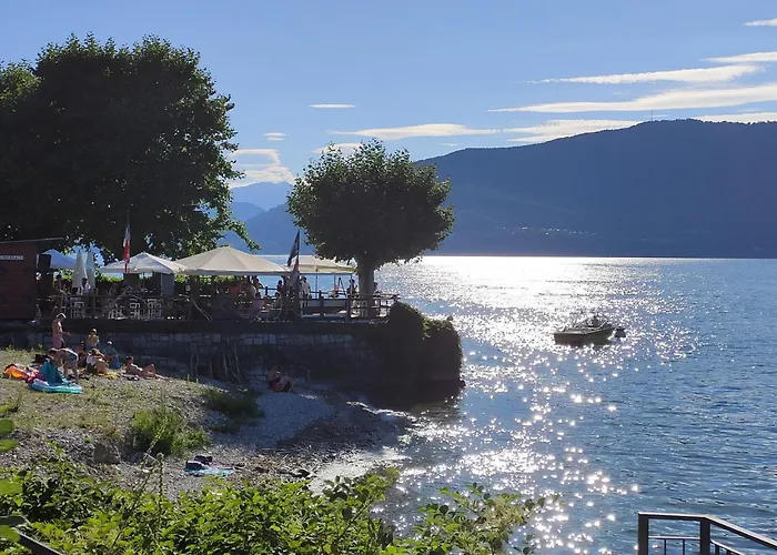 Azalea By Interhome Сasa de vacaciones Porto Valtravaglia